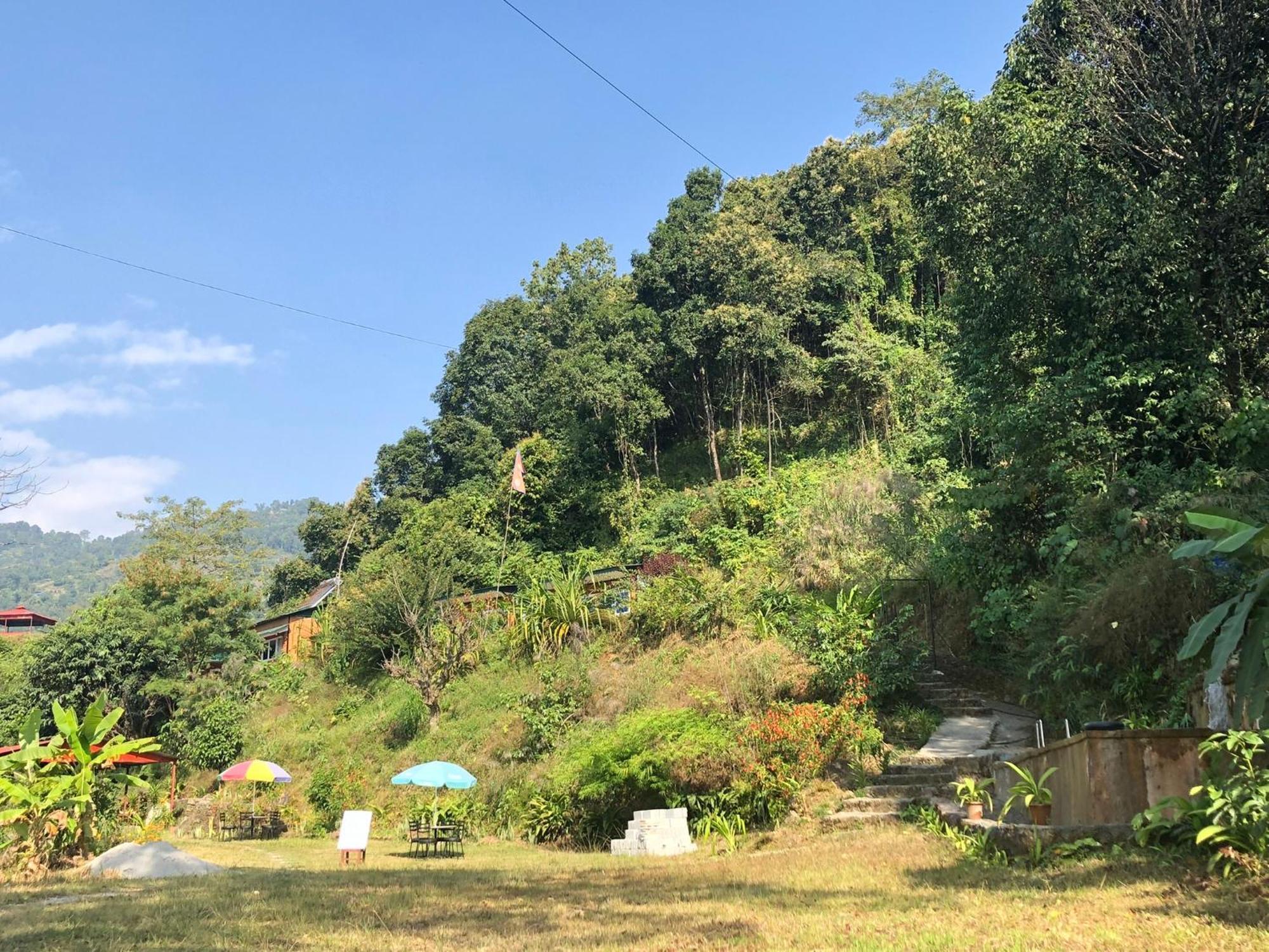 Into The Wild Pokhara Villa Kāskī Kültér fotó